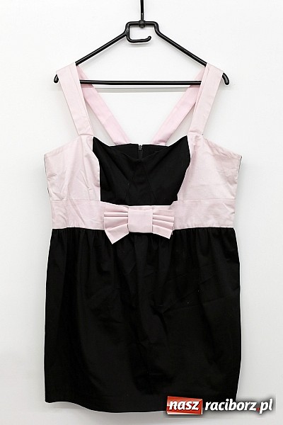 Zdjęcie w galerii na portalu naszraciborz.pl: I Nocne Szperanie w Robanie - w sobotę od 20.00 absolutnie świeża partia towaru z Anglii i Irlandii. Znajdź dla siebie Conversy i inne marki wiadomości z regionu