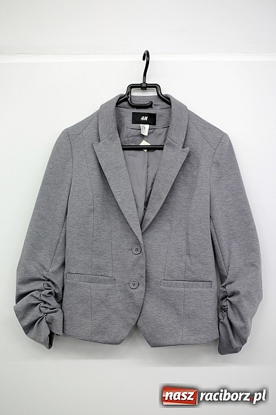 Zdjęcie w galerii na portalu naszraciborz.pl: I Nocne Szperanie w Robanie - w sobotę od 20.00 absolutnie świeża partia towaru z Anglii i Irlandii. Znajdź dla siebie Conversy i inne marki wiadomości z regionu