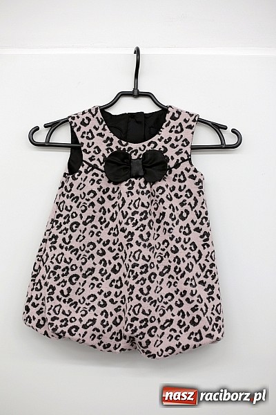 Zdjęcie w galerii na portalu naszraciborz.pl: I Nocne Szperanie w Robanie - w sobotę od 20.00 absolutnie świeża partia towaru z Anglii i Irlandii. Znajdź dla siebie Conversy i inne marki wiadomości z regionu