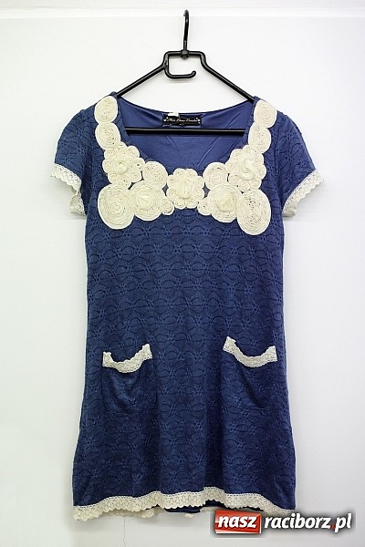 Zdjęcie w galerii na portalu naszraciborz.pl: I Nocne Szperanie w Robanie - w sobotę od 20.00 absolutnie świeża partia towaru z Anglii i Irlandii. Znajdź dla siebie Conversy i inne marki wiadomości z regionu