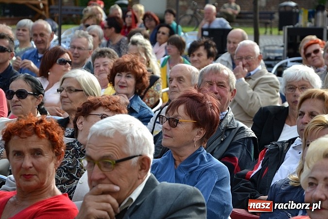 Zdjęcie w galerii na portalu naszraciborz.pl: Czar operetki i musicalu zagościł na Zamku Piastowskim  wiadomości z regionu
