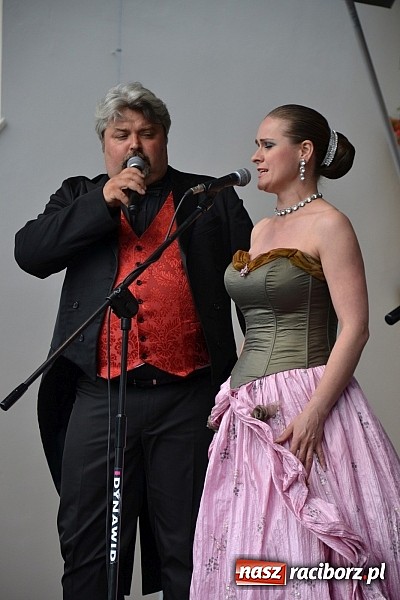 Zdjęcie w galerii na portalu naszraciborz.pl: Czar operetki i musicalu zagościł na Zamku Piastowskim  wiadomości z regionu