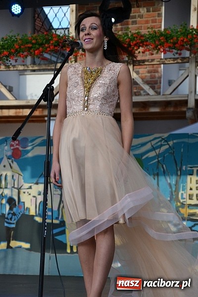 Zdjęcie w galerii na portalu naszraciborz.pl: Czar operetki i musicalu zagościł na Zamku Piastowskim  wiadomości z regionu