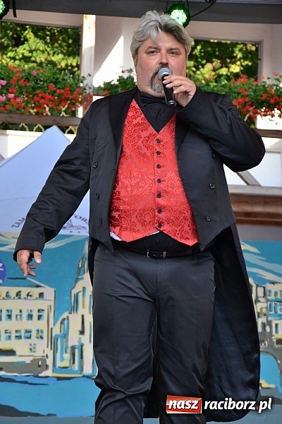 Zdjęcie w galerii na portalu naszraciborz.pl: Czar operetki i musicalu zagościł na Zamku Piastowskim  wiadomości z regionu