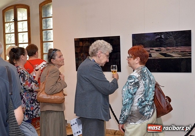 Zdjęcie w galerii na portalu naszraciborz.pl: Muzeum w Raciborzu. Wernisaż prac Joanny Przybyły wiadomości z regionu