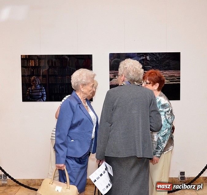 Zdjęcie w galerii na portalu naszraciborz.pl: Muzeum w Raciborzu. Wernisaż prac Joanny Przybyły wiadomości z regionu