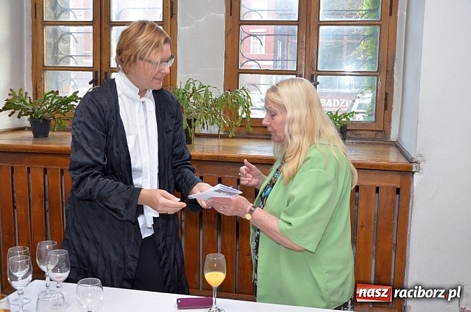 Zdjęcie w galerii na portalu naszraciborz.pl: Muzeum w Raciborzu. Wernisaż prac Joanny Przybyły wiadomości z regionu