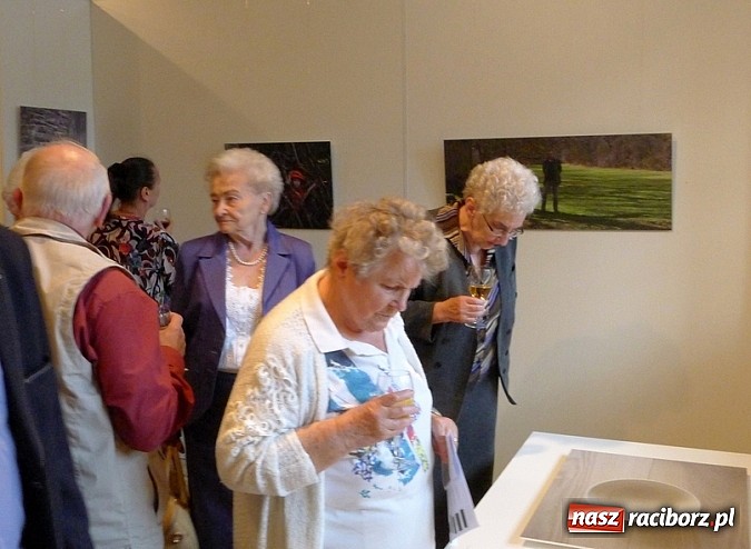 Zdjęcie w galerii na portalu naszraciborz.pl: Muzeum w Raciborzu. Wernisaż prac Joanny Przybyły wiadomości z regionu