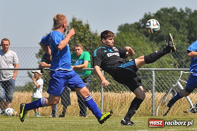 Zdjęcie w galerii na portalu naszraciborz.pl: Sparing: Borucin zremisował z Krzyżanowicami wiadomości z regionu
