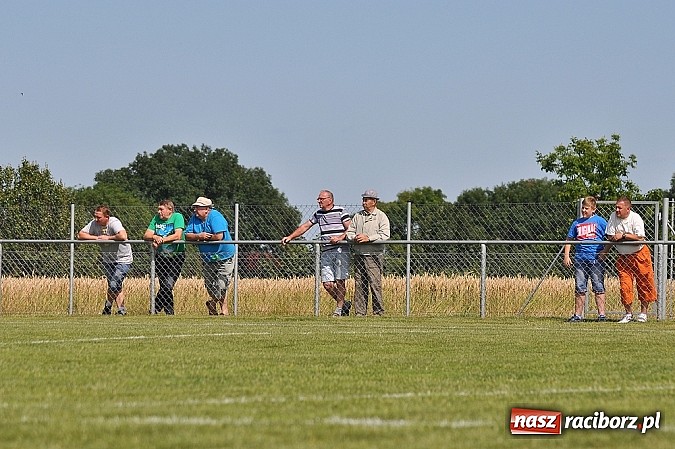 Zdjęcie w galerii na portalu naszraciborz.pl: Sparing: Borucin zremisował z Krzyżanowicami wiadomości z regionu