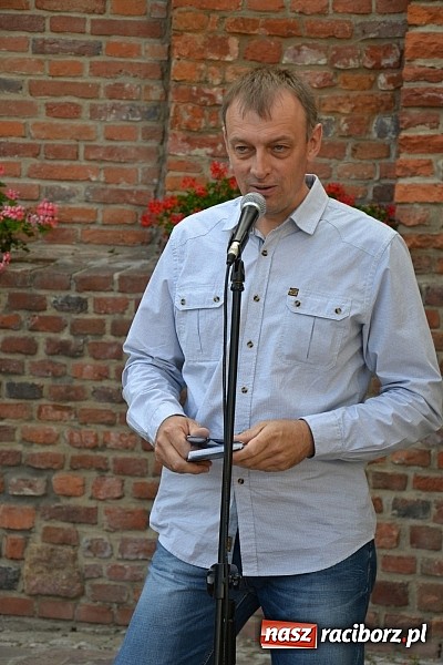 Zdjęcie w galerii na portalu naszraciborz.pl: Uczniowie Stefana Wardengi wystąpili na zamku  wiadomości z regionu