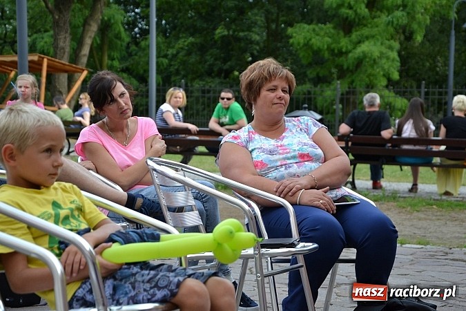 Zdjęcie w galerii na portalu naszraciborz.pl: Uczniowie Stefana Wardengi wystąpili na zamku  wiadomości z regionu