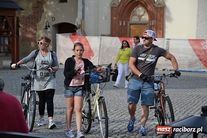 Zdjęcie w galerii na portalu naszraciborz.pl: Uczniowie Stefana Wardengi wystąpili na zamku  wiadomości z regionu