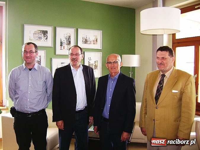 Zdjęcie w galerii na portalu naszraciborz.pl: O współpracy zagranicznej z powiatem Maerkischer wiadomości z regionu