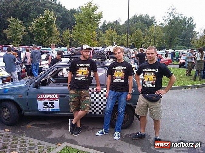 Zdjęcie w galerii na portalu naszraciborz.pl: Ekipa z Raciborza weźmie udział w tegorocznej edycji rajdu charytatywnego Złombol wiadomości z regionu