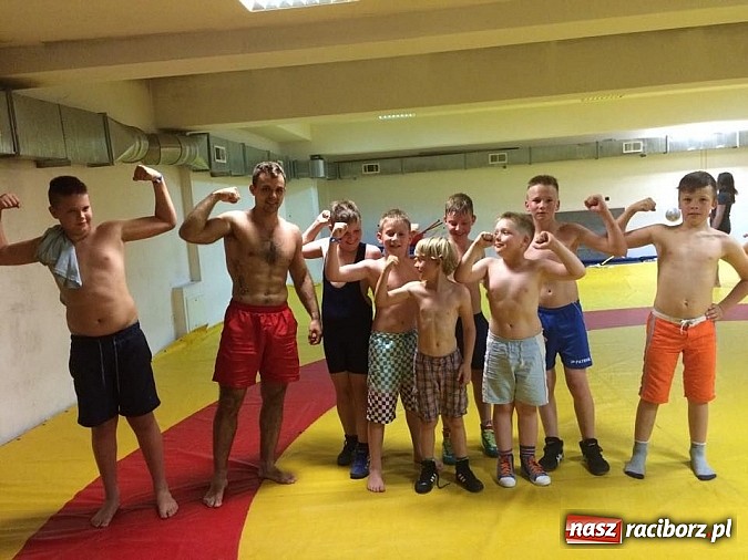 Zdjęcie w galerii na portalu naszraciborz.pl: Młodzi zapaśnicy MKZ Unia Racibórz na obozie sportowym w Zakopanem wiadomości z regionu