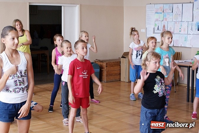 Zdjęcie w galerii na portalu naszraciborz.pl: Drugi tydzień wakacji w klubach SM Nowoczesna wiadomości z regionu