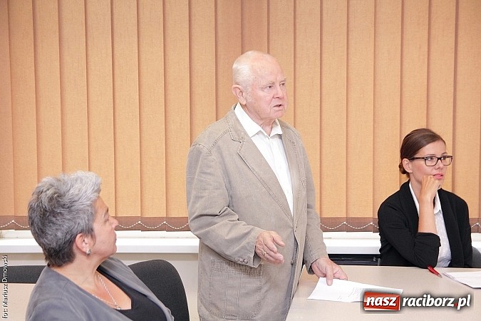 Zdjęcie w galerii na portalu naszraciborz.pl: Pierwsza obrona w raciborskiej PWSZ za nami - Maciej Dwojak wysoko zawiesił poprzeczkę wiadomości z regionu