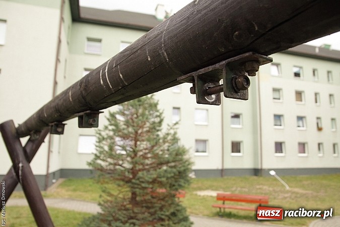 Zdjęcie w galerii na portalu naszraciborz.pl: Batalia o plac zabaw na osiedlu RTBS  wiadomości z regionu