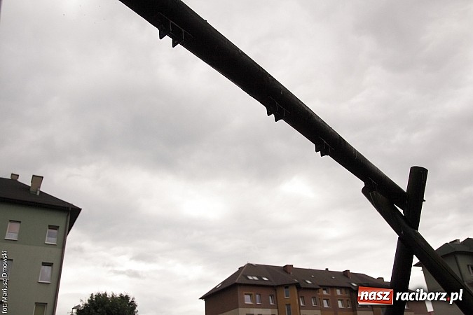 Zdjęcie w galerii na portalu naszraciborz.pl: Batalia o plac zabaw na osiedlu RTBS  wiadomości z regionu