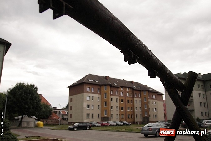 Zdjęcie w galerii na portalu naszraciborz.pl: Batalia o plac zabaw na osiedlu RTBS  wiadomości z regionu