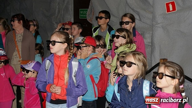 Zdjęcie w galerii na portalu naszraciborz.pl: Lato z Biblioteką. Wizyta w Dream Park w Ochabach wiadomości z regionu