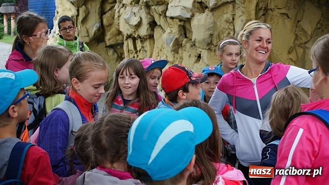 Zdjęcie w galerii na portalu naszraciborz.pl: Lato z Biblioteką. Wizyta w Dream Park w Ochabach wiadomości z regionu