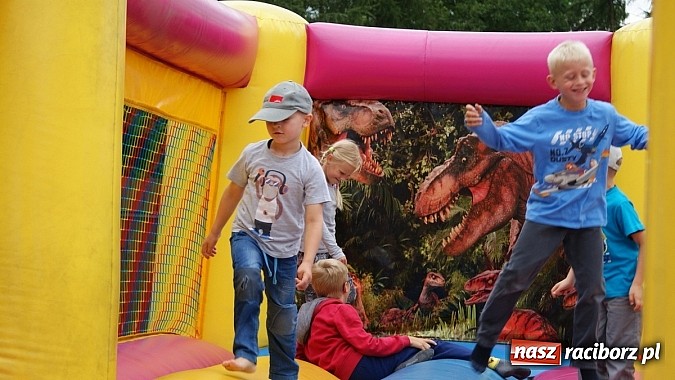 Zdjęcie w galerii na portalu naszraciborz.pl: Lato z Biblioteką. Wizyta w Dream Park w Ochabach wiadomości z regionu