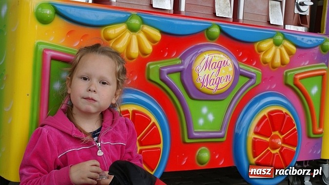 Zdjęcie w galerii na portalu naszraciborz.pl: Lato z Biblioteką. Wizyta w Dream Park w Ochabach wiadomości z regionu