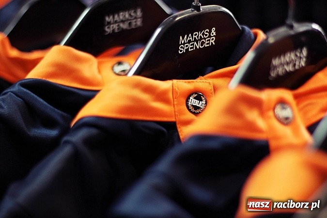 Zdjęcie w galerii na portalu naszraciborz.pl: Mała Brytania już w Raciborzu! Przyjdź i zadbaj o zawartość swojej szafy! wiadomości z regionu