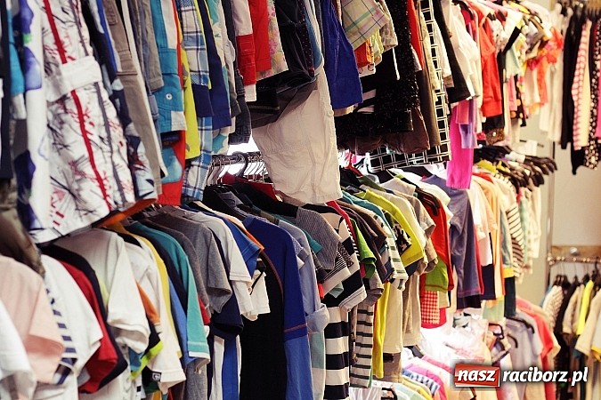 Zdjęcie w galerii na portalu naszraciborz.pl: Mała Brytania już w Raciborzu! Przyjdź i zadbaj o zawartość swojej szafy! wiadomości z regionu