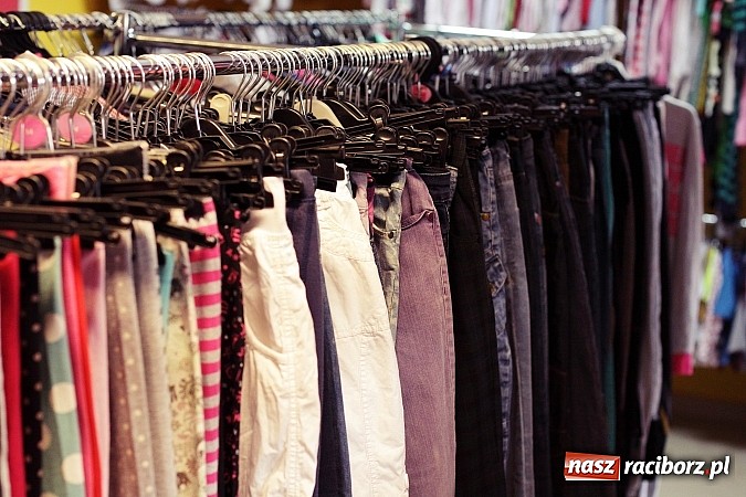 Zdjęcie w galerii na portalu naszraciborz.pl: Mała Brytania już w Raciborzu! Przyjdź i zadbaj o zawartość swojej szafy! wiadomości z regionu