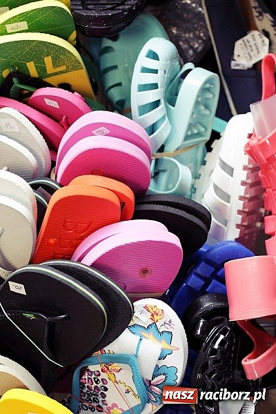 Zdjęcie w galerii na portalu naszraciborz.pl: Mała Brytania już w Raciborzu! Przyjdź i zadbaj o zawartość swojej szafy! wiadomości z regionu