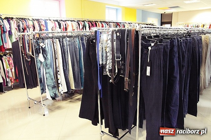 Zdjęcie w galerii na portalu naszraciborz.pl: Mała Brytania już w Raciborzu! Przyjdź i zadbaj o zawartość swojej szafy! wiadomości z regionu