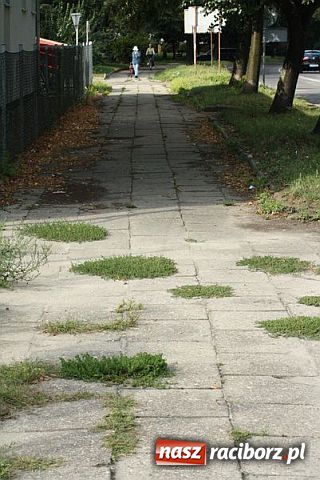 Zdjęcie w galerii na portalu naszraciborz.pl: Katowicka - siąść i płakać wiadomości z regionu