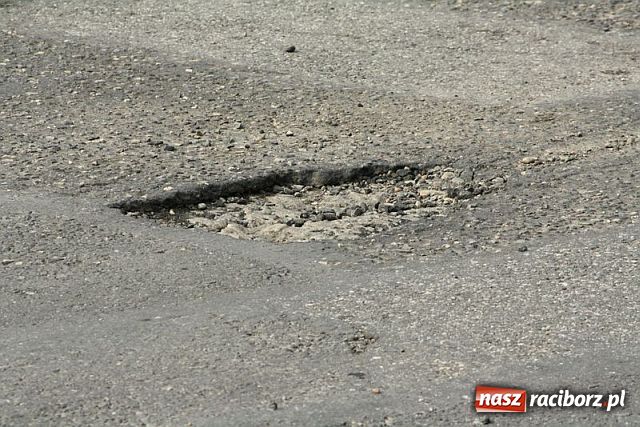 Zdjęcie w galerii na portalu naszraciborz.pl: Katowicka - siąść i płakać wiadomości z regionu