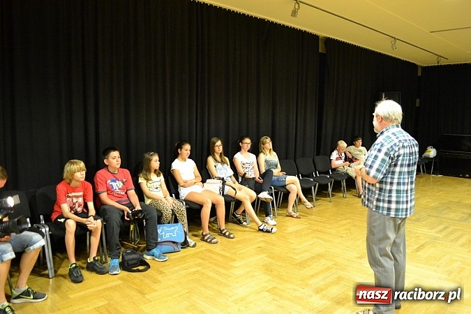 Zdjęcie w galerii na portalu naszraciborz.pl: Sztuka fotografii w zaciszu sal RCK wiadomości z regionu