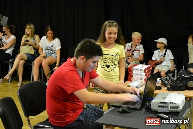Zdjęcie w galerii na portalu naszraciborz.pl: Sztuka fotografii w zaciszu sal RCK wiadomości z regionu