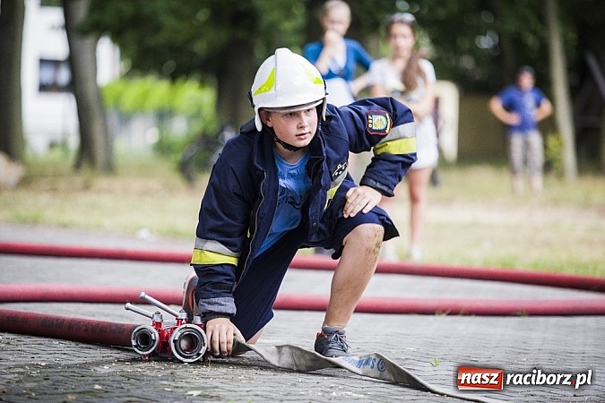 Zdjęcie w galerii na portalu naszraciborz.pl: Festyn Odpustowy w Kuźni Raciborskiej wiadomości z regionu
