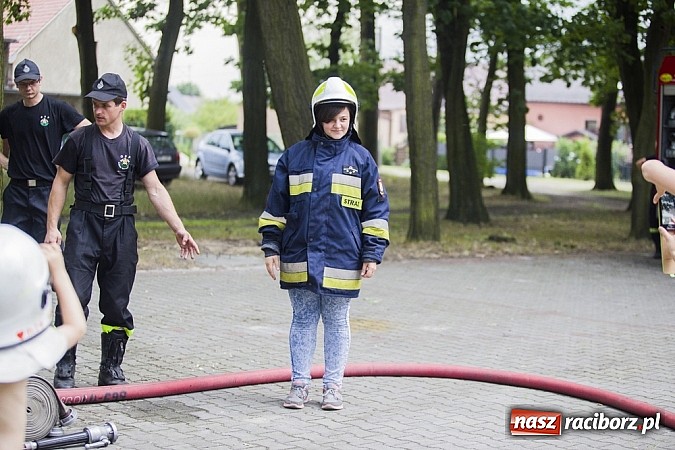 Zdjęcie w galerii na portalu naszraciborz.pl: Festyn Odpustowy w Kuźni Raciborskiej wiadomości z regionu