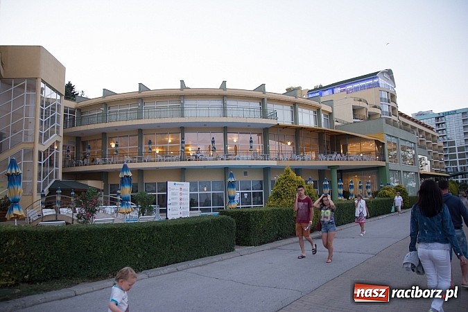 Zdjęcie w galerii na portalu naszraciborz.pl: Raciborzanie wrócili ze Złotych Piasków  wiadomości z regionu