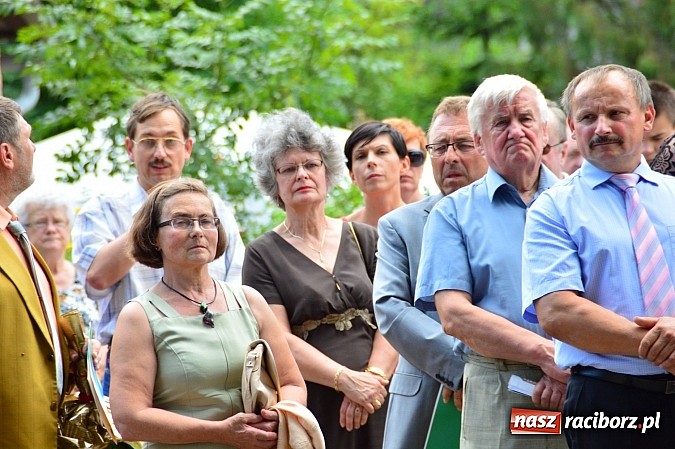 Zdjęcie w galerii na portalu naszraciborz.pl: Uroczystość 15-lecia Fundacji Eichendorffa w Łubowicach wiadomości z regionu