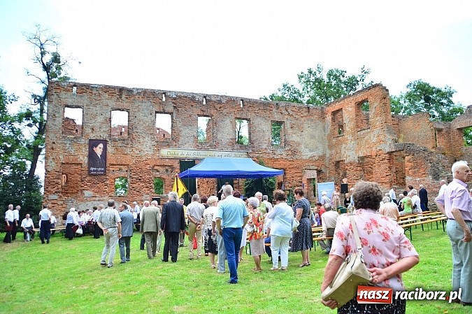 Zdjęcie w galerii na portalu naszraciborz.pl: Uroczystość 15-lecia Fundacji Eichendorffa w Łubowicach wiadomości z regionu