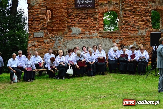 Zdjęcie w galerii na portalu naszraciborz.pl: Uroczystość 15-lecia Fundacji Eichendorffa w Łubowicach wiadomości z regionu