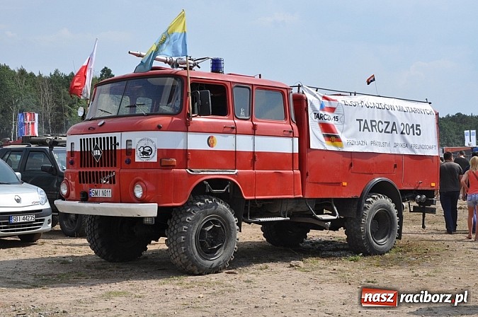 Zdjęcie w galerii na portalu naszraciborz.pl: Mimo pogody w kratkę kilkadziesiąt tysięcy fanów na zlocie Master Truck 2015 wiadomości z regionu