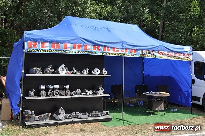 Zdjęcie w galerii na portalu naszraciborz.pl: Mimo pogody w kratkę kilkadziesiąt tysięcy fanów na zlocie Master Truck 2015 wiadomości z regionu