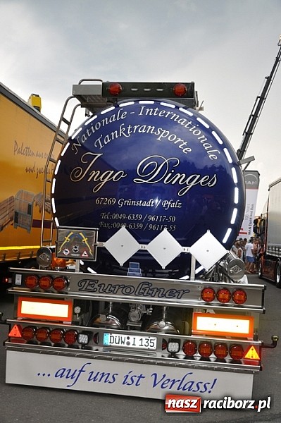 Zdjęcie w galerii na portalu naszraciborz.pl: Mimo pogody w kratkę kilkadziesiąt tysięcy fanów na zlocie Master Truck 2015 wiadomości z regionu