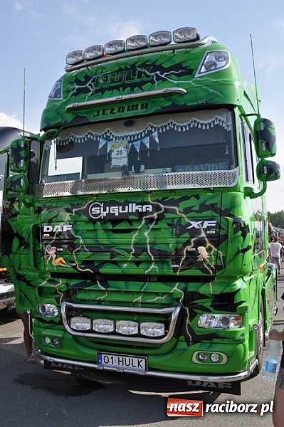 Zdjęcie w galerii na portalu naszraciborz.pl: Mimo pogody w kratkę kilkadziesiąt tysięcy fanów na zlocie Master Truck 2015 wiadomości z regionu