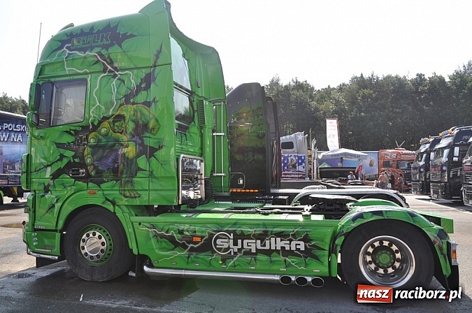 Zdjęcie w galerii na portalu naszraciborz.pl: Mimo pogody w kratkę kilkadziesiąt tysięcy fanów na zlocie Master Truck 2015 wiadomości z regionu