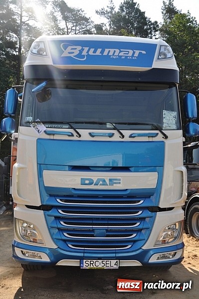 Zdjęcie w galerii na portalu naszraciborz.pl: Mimo pogody w kratkę kilkadziesiąt tysięcy fanów na zlocie Master Truck 2015 wiadomości z regionu